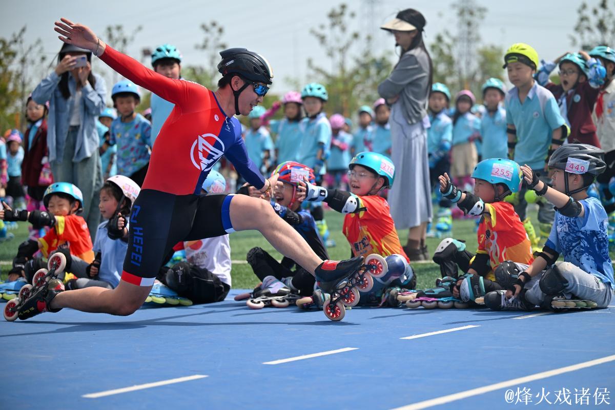 “冠军走进校园,激发合肥青少年体育激情” “冠军走进校园,激发合肥青少年体育激情”