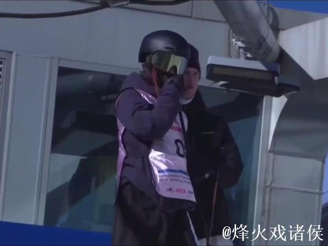 滑雪大跳台世界杯北京站:刘梦婷与韩林杉携手闯入决赛 滑雪大跳台世界杯北京站:刘梦婷与韩林杉携手闯入决赛